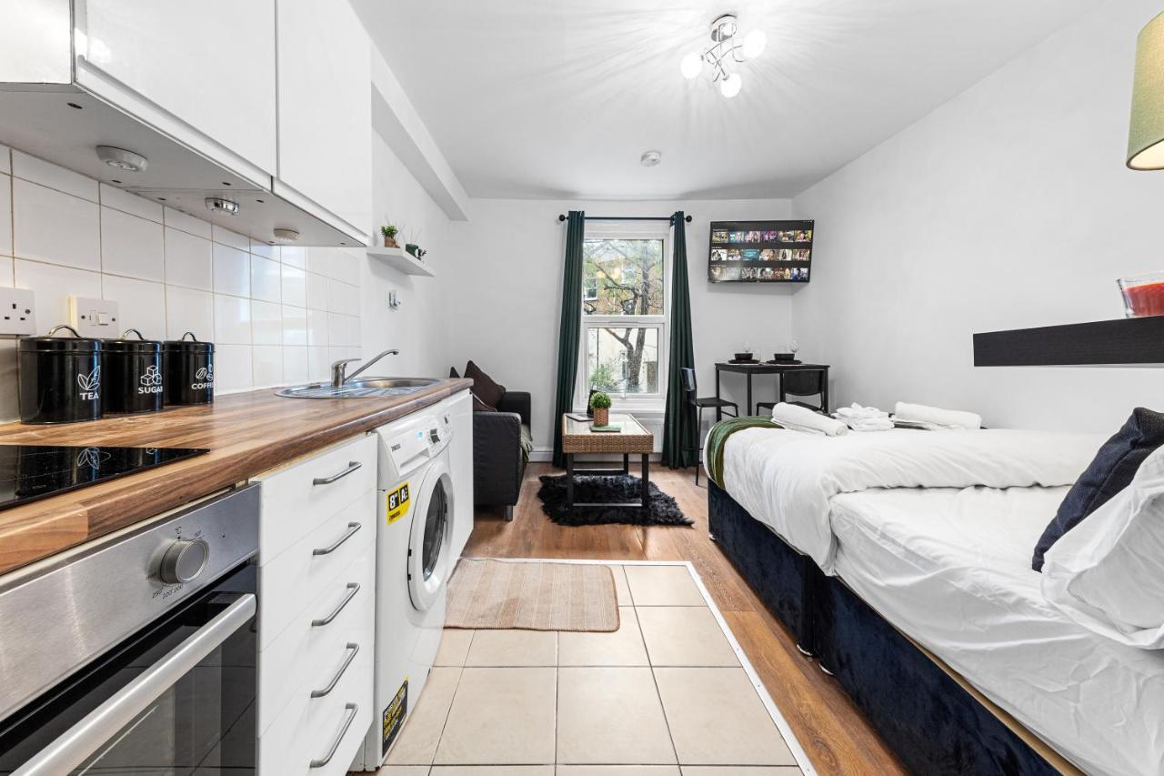 Modern Gem Brixton Centre Cozy & Comfort Charis City Studio ลอนดอน ภายนอก รูปภาพ